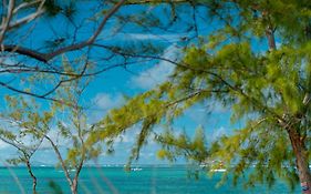 Stunning Belle Mare Beachfront Luxury Apartment